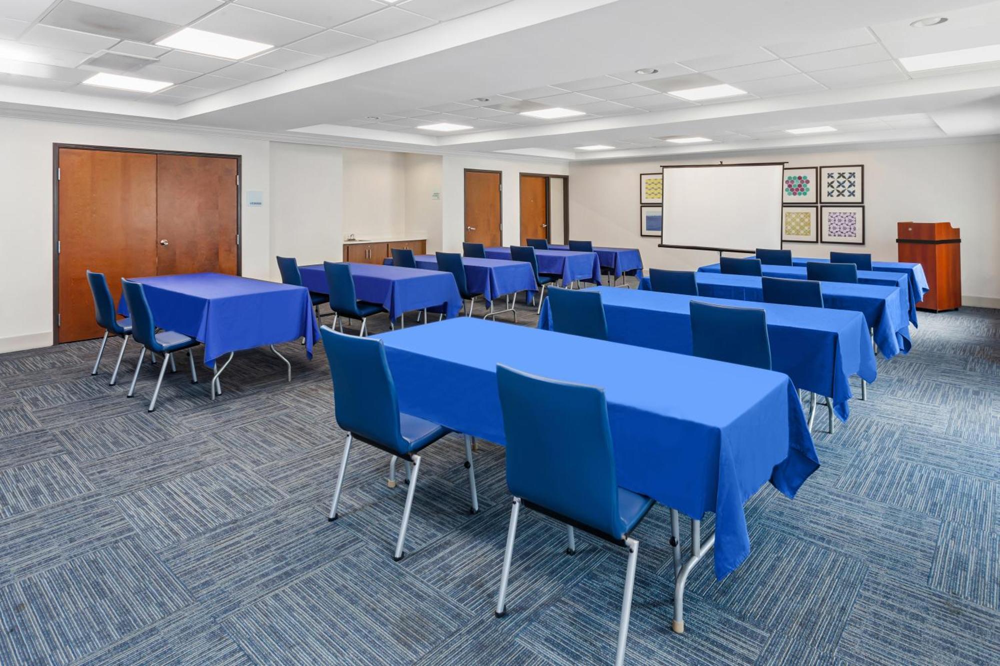 Holiday Inn Express Hotel & Suites Chicago South Lansing By Ihg Exterior photo