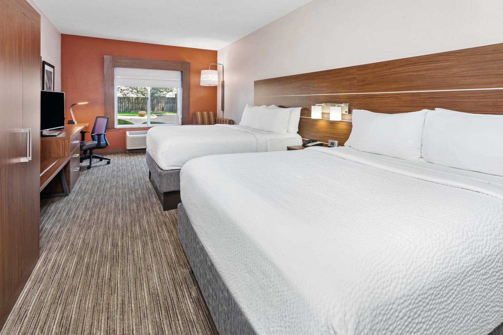 Holiday Inn Express Hotel & Suites Chicago South Lansing By Ihg Exterior photo