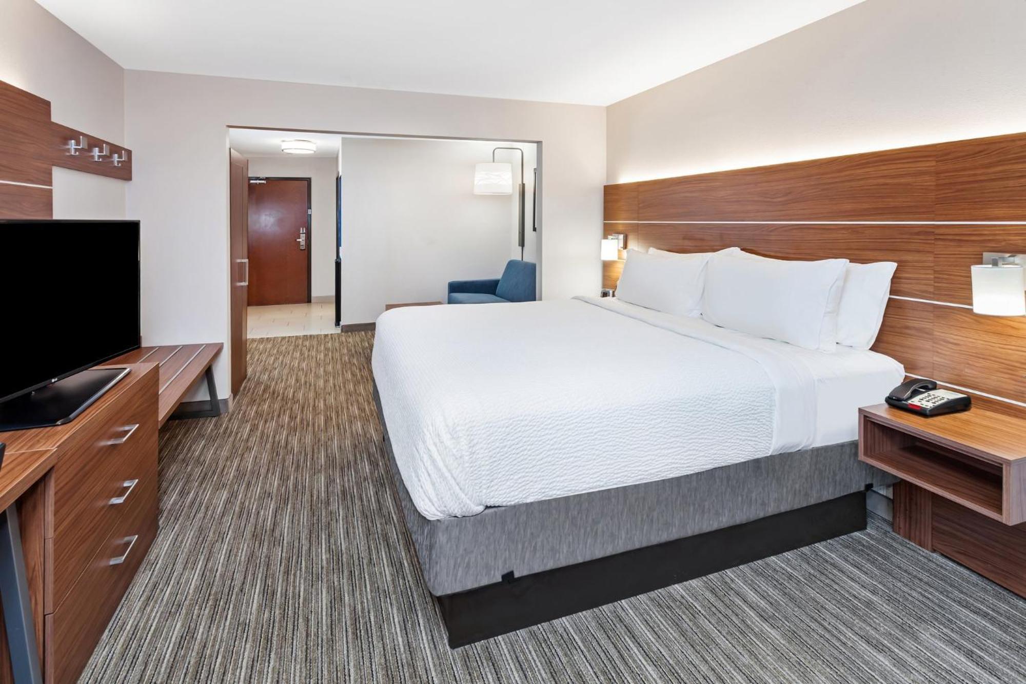 Holiday Inn Express Hotel & Suites Chicago South Lansing By Ihg Exterior photo
